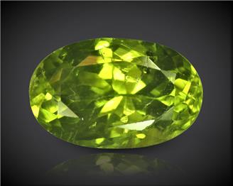 Natural Peridot Certified 6.23 CTS (9523)